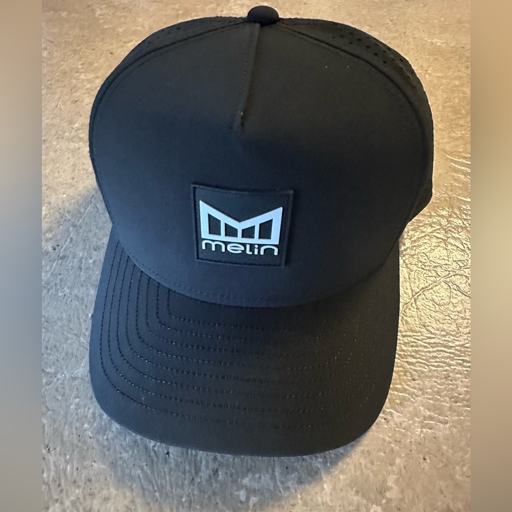 Melin Odyssey Hat